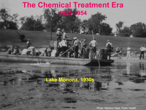 Traitement chimique au sulfate de cuivre du lac Monona -Photo: Madison Dept. Public Health