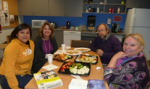 4 auteurs à une table: De gauche à droite: Naomie Fontaine, Lucie Lachapelle, Bado,  Martine Jacquot